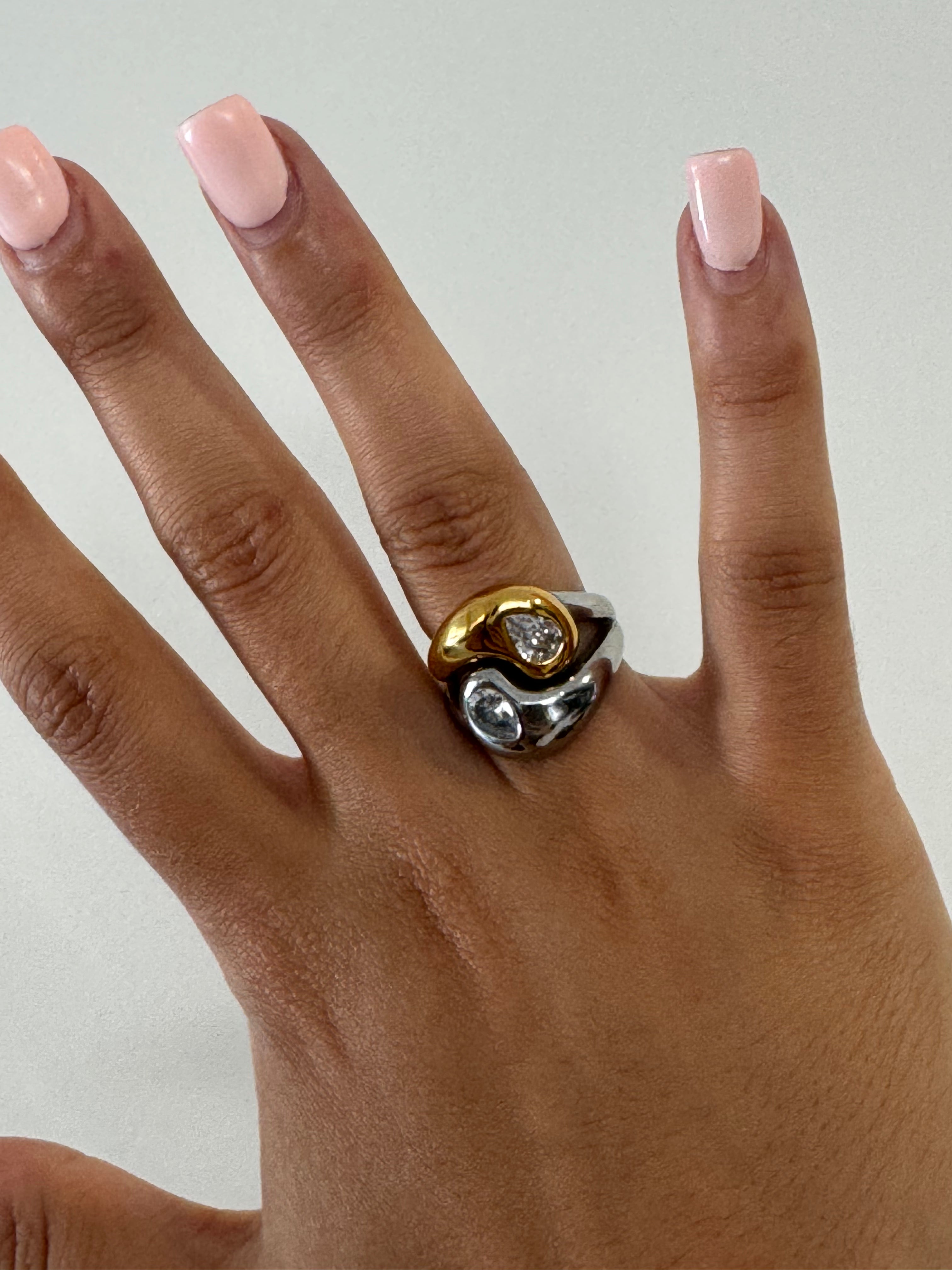 Equinox Ring