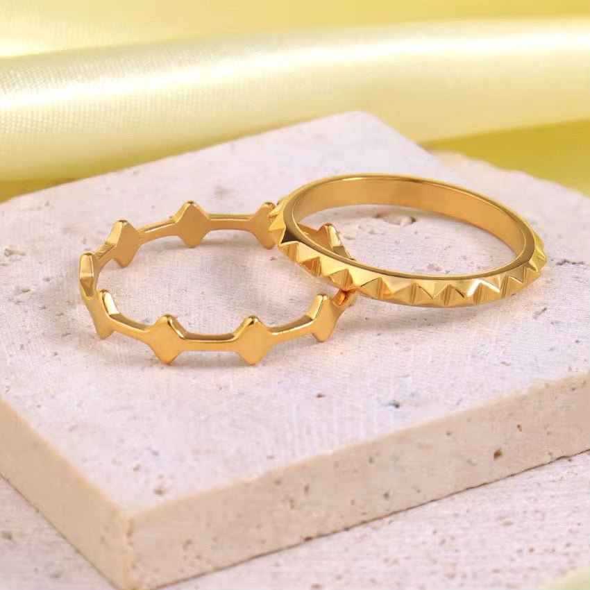 Lottie Ring - David Omo