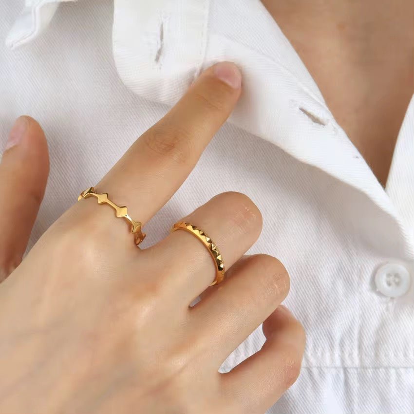 Lottie Ring - David Omo