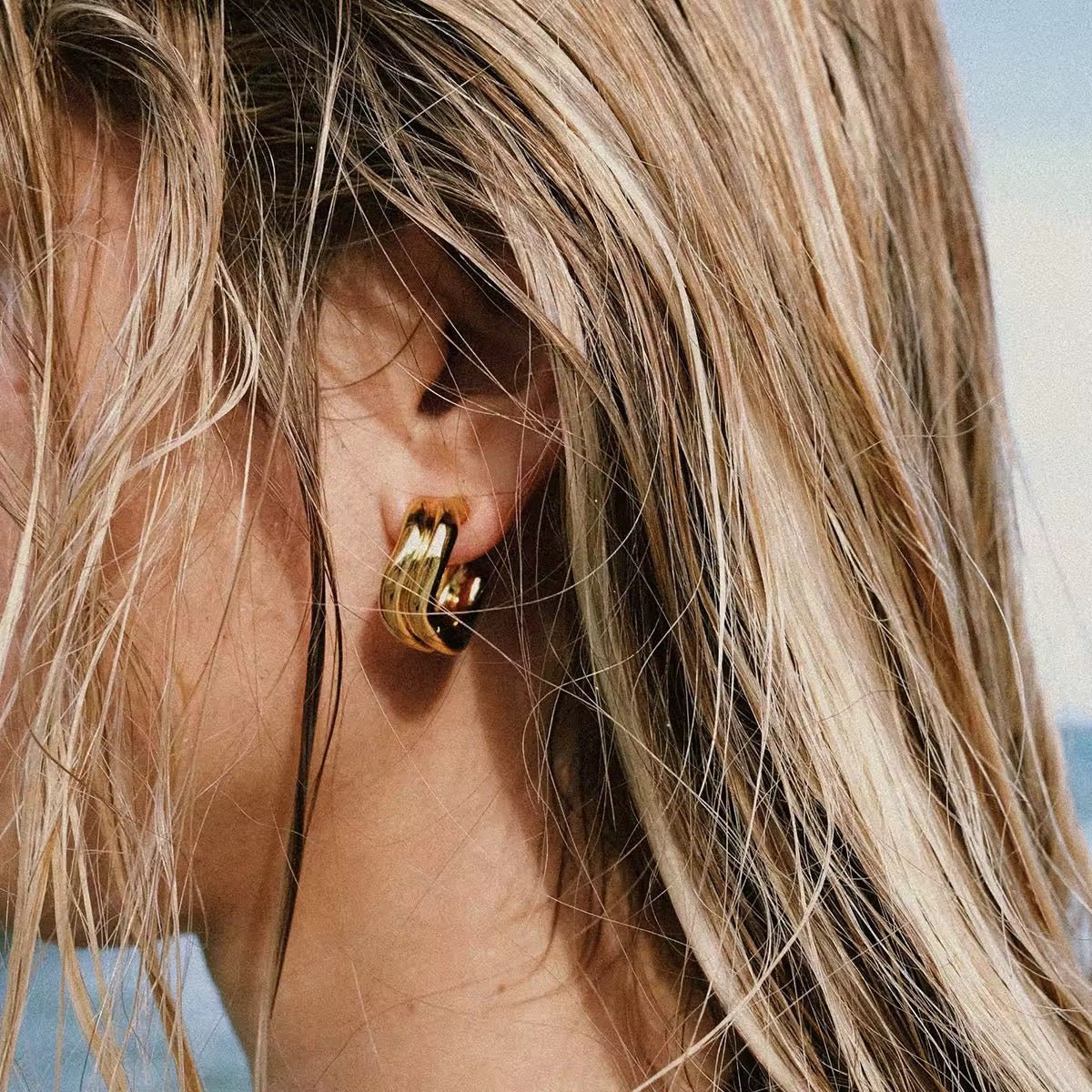 Arellia Earrings Gold - David Omo