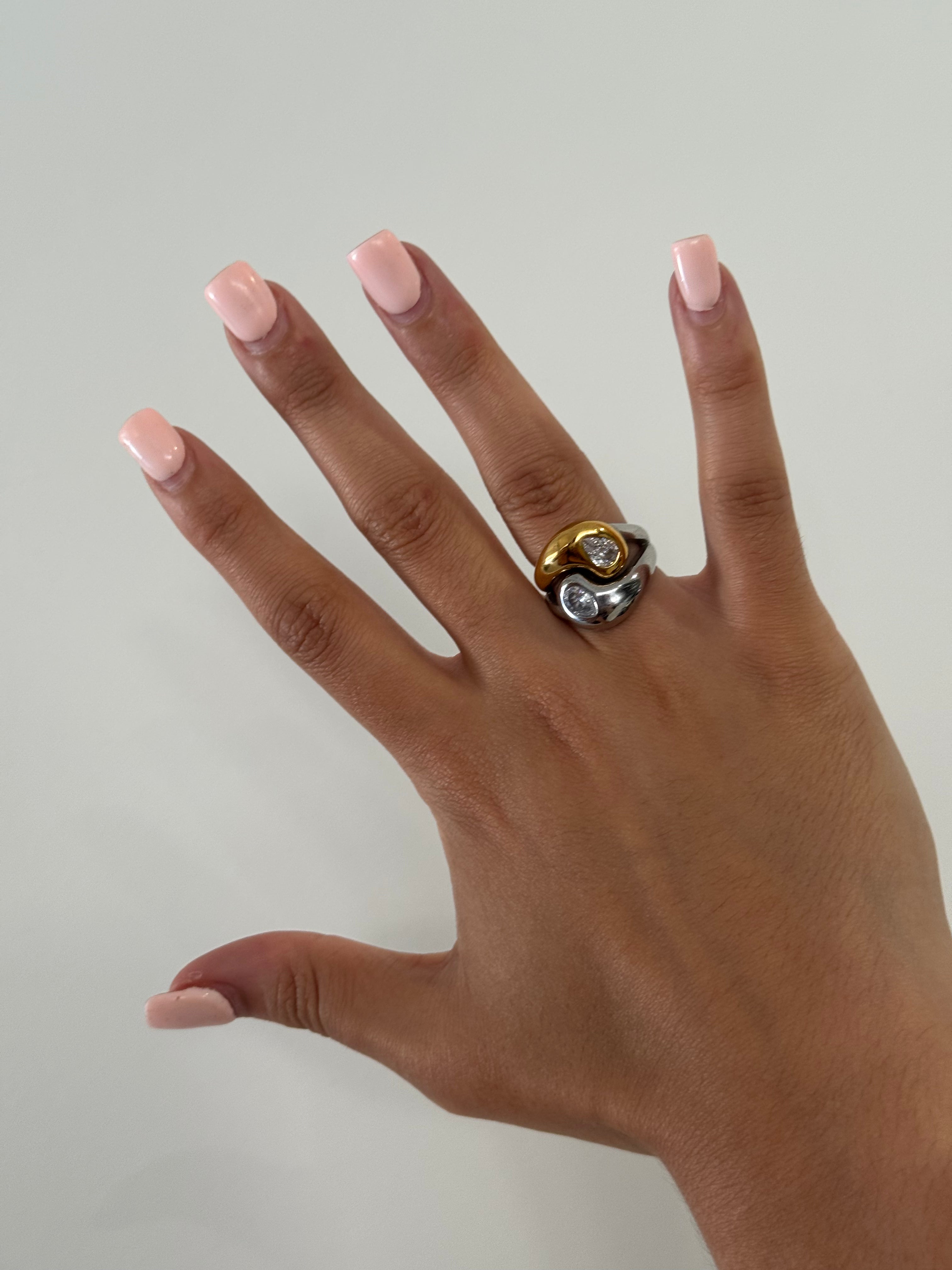 Equinox Ring